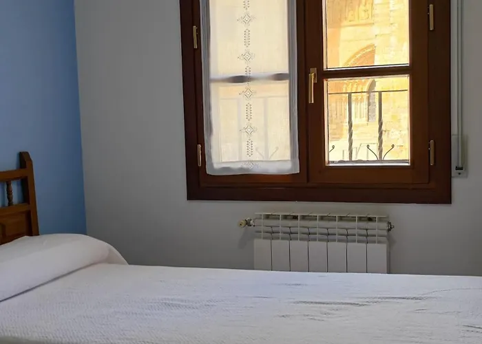 Guest house Cantigas 3*